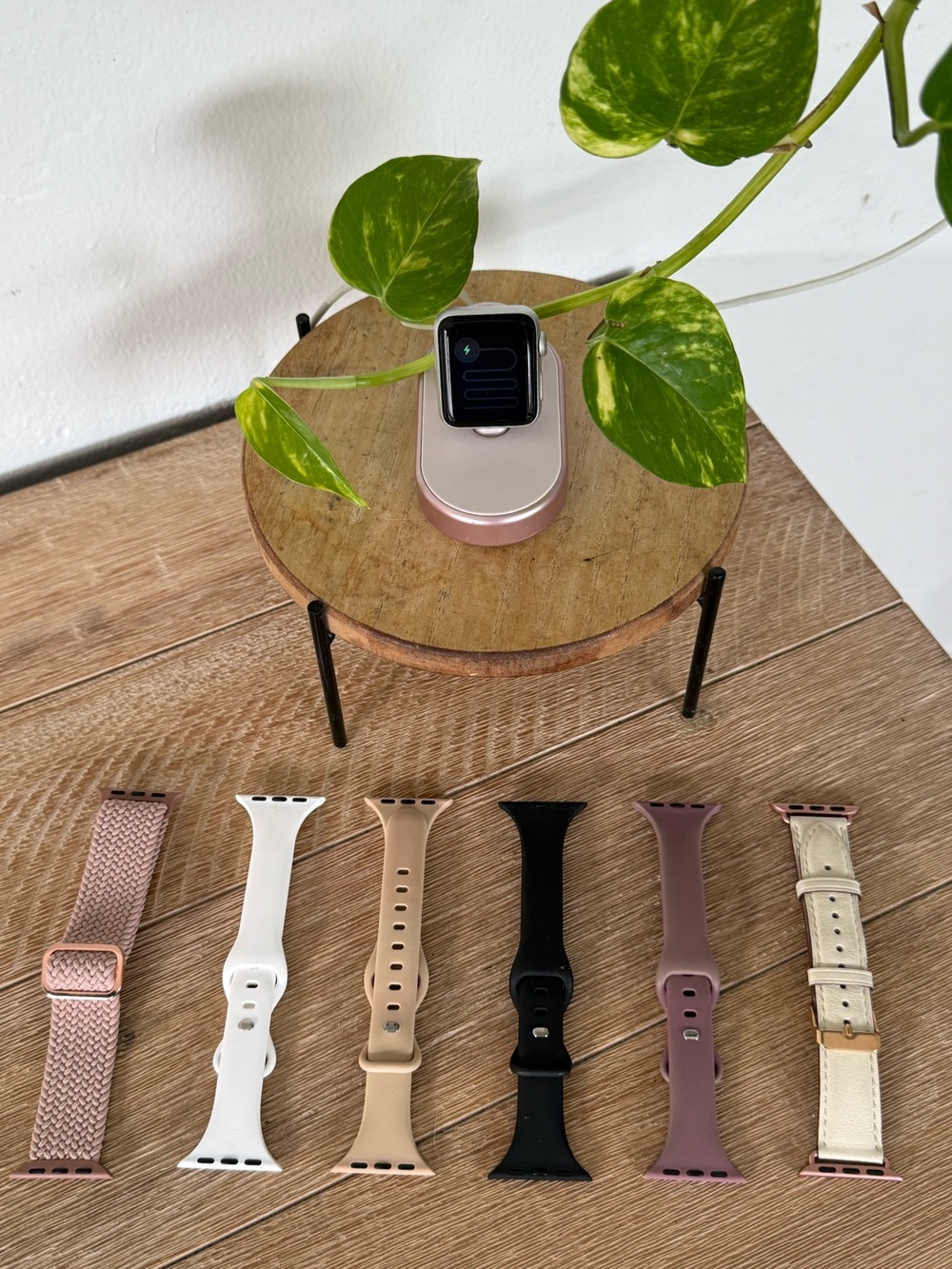 Apple Watch Series 3 - Rose Gold Magnetic Charger and Multiple Bands